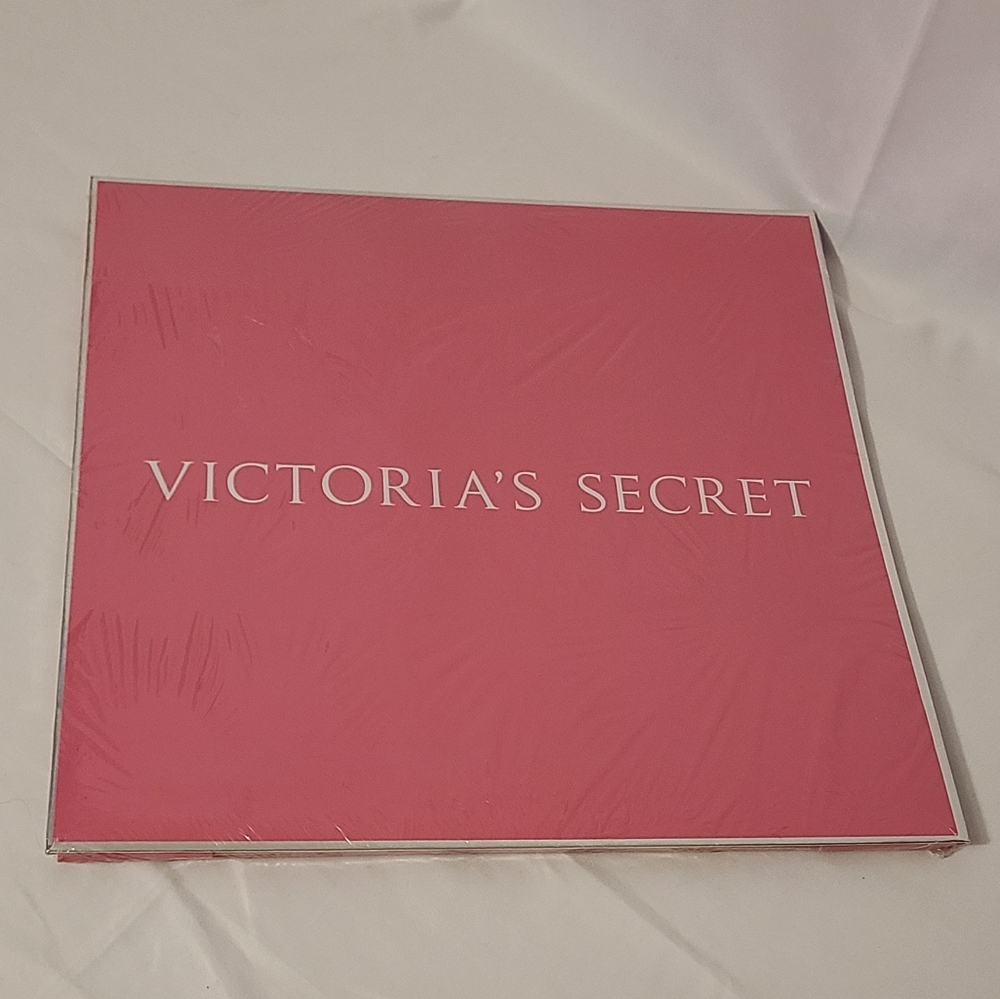 Victoria's Secret Hot Pink And Silver Gift Box